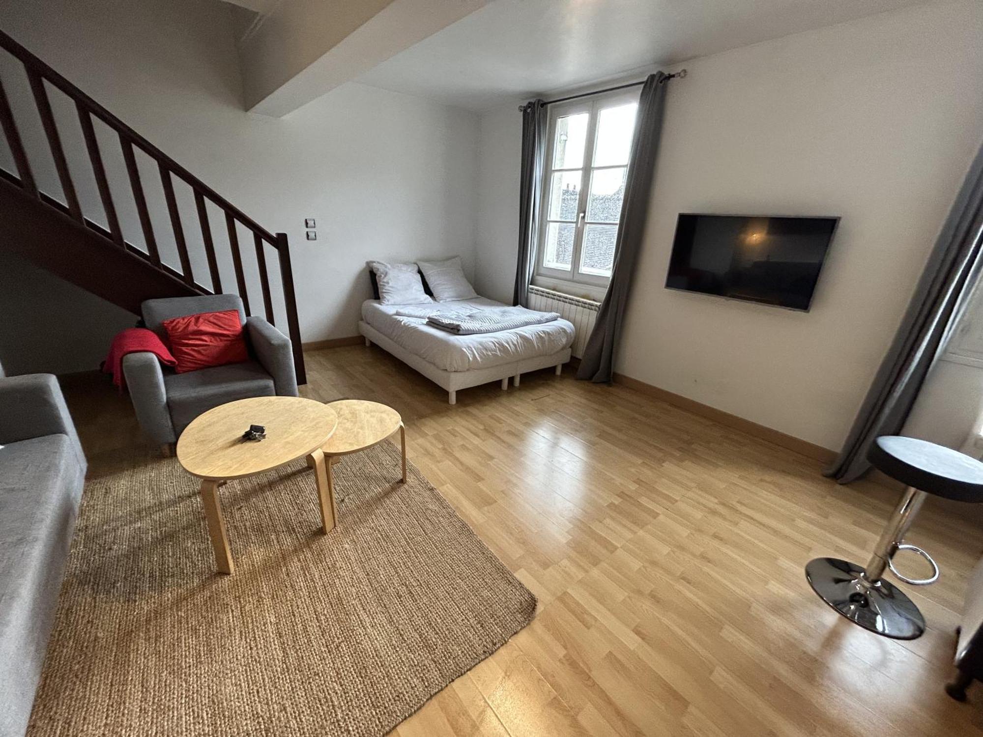 Duplex Cosy Flat - Hyper-Centre Senlis Appartement Senlis  Buitenkant foto